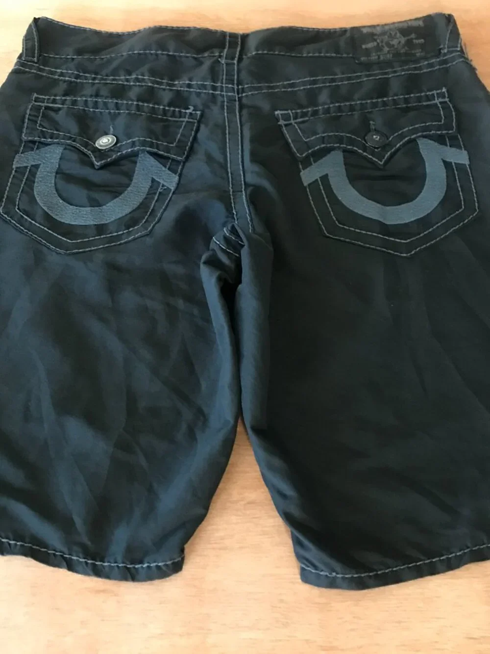 True Religion World Tour Surf Board Shorts Men 40 Black Button Fly Flip Pocket